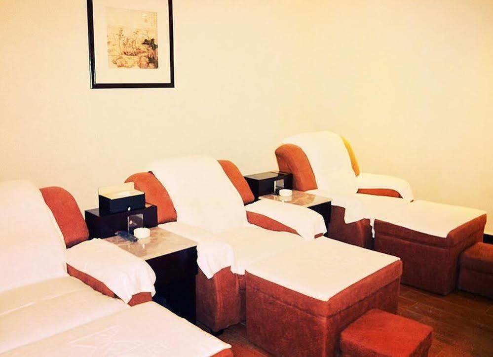Humen Dongguan Xiangkai Yuerong Hotel מראה חיצוני תמונה
